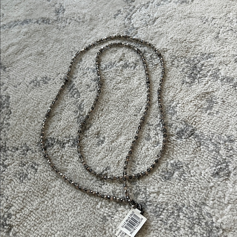 Silver Beaded sparkly Necklace, NWT
